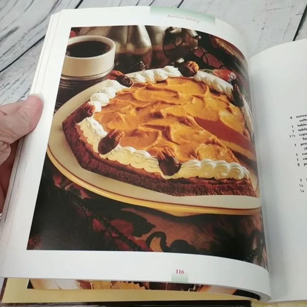 Vintage Kraft Holiday Cookbook 1999‎